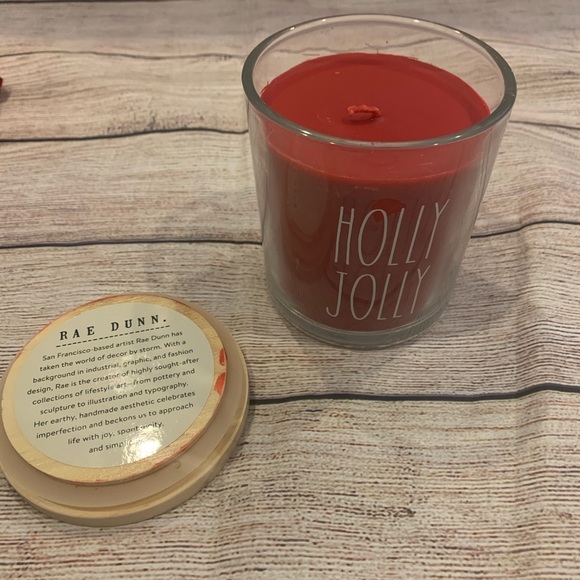 RAE DUNN Holly Jolly Christmas Scented Candle Red - Picture 4 of 4